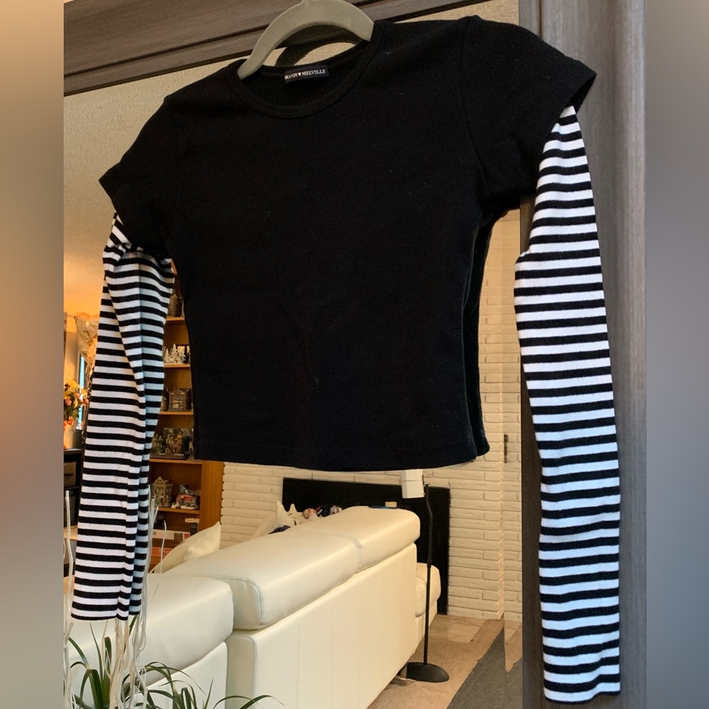 Brandy Melville bundle tops!